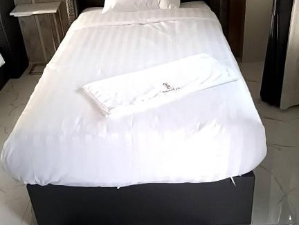 Ubon Ratchathani Hotel | Sherlyn Hotel&Cafe