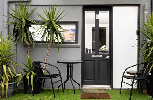Black Hill Apartment | Sherrard Spacious Family Place