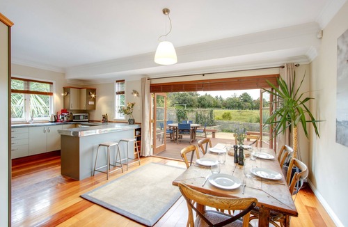 Havelock North House | Sherri's Abode - Havelock North Holiday Home