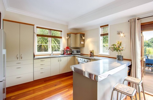 Havelock North House | Sherri's Abode - Havelock North Holiday Home