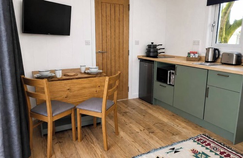 Clipstone Cottage | SHERWOOD PINES - DELUXE POD 2, romantic, with open fire in Edwinstowe