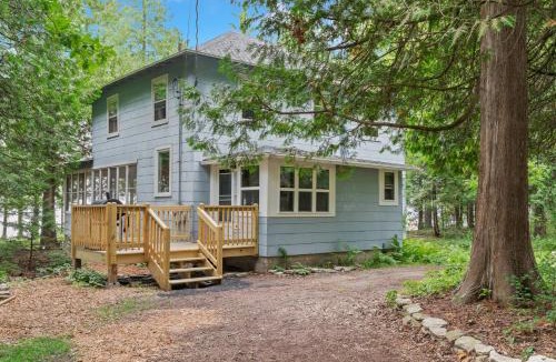 Idlewild House | Sherwood Point Shores by Simple Life Rentals