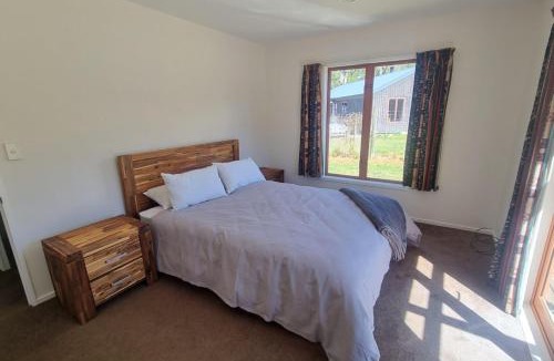 Hanmer Springs House | Sherwood Ranch Cottages - 403 Woodbank Road