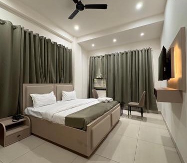 Sector 70 Hotel | Shft-In Hotel