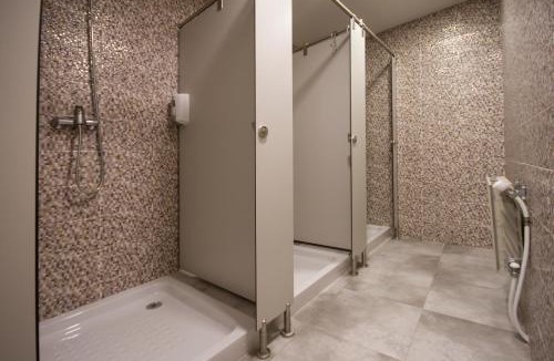 Lugo Hostel | Shiku