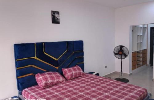 Ofin Apartment | Shimawa 1-Bed Apt w Internet Parking & Security