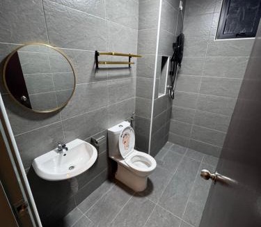 Sekudai Apartment | Shinchan homestay