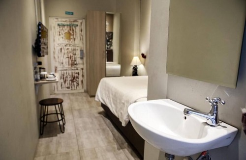 Cianjur Bed & Breakfast | Shine BnB