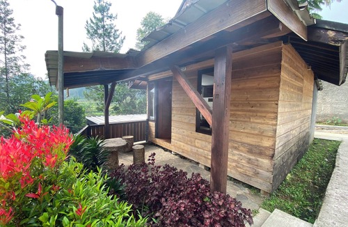 Pasirjambu Cabin | Shine River Ciwidey