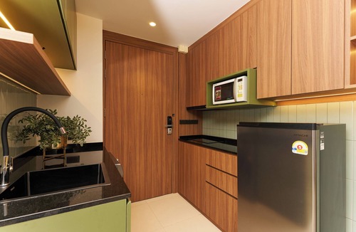 Sukhumvit Hotel | Shine Thonglor