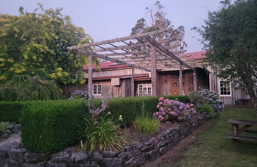 Waitomo Caves Boat Rental | Ship Endeavour Unit (non balcony) Waitomo Woodlyn Park