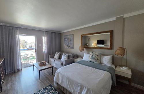 Saint Francis Bay Apartment | ShipsBell 5B