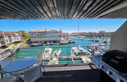 Saint Francis Bay Apartment | ShipsBell 5B