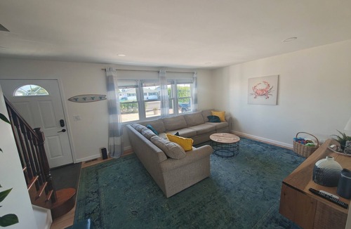 Shirley House | Shirley Bayfront Getaway – Kayak, Swim & Relax