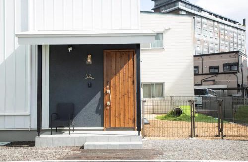 Hakodate Villa | Shiro
