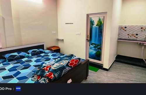 Jhansi House | Shiv Shakti bhojnalaya and resturant
