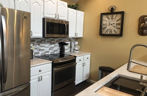 Osage Beach Condo | Shootout Weekend open, Osage Beach, lakefront, Pelican Bay Condo, HwyKK, MM26