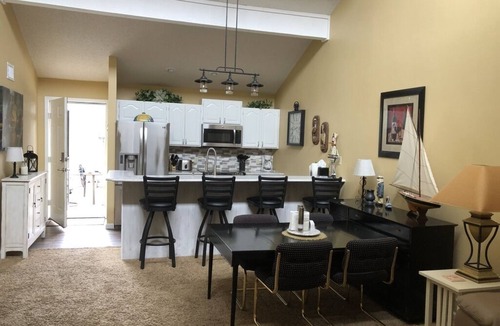 Osage Beach Condo | Shootout Weekend open, Osage Beach, lakefront, Pelican Bay Condo, HwyKK, MM26