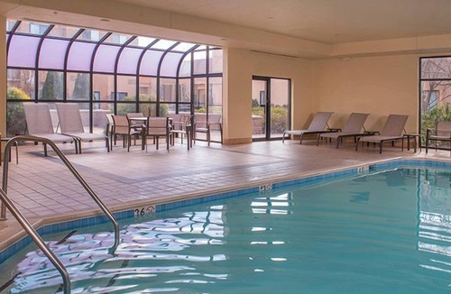 Brookfield House | Shopping and Dining in Village of Wauwatosa! Pets Allowed, Swimming Pool!