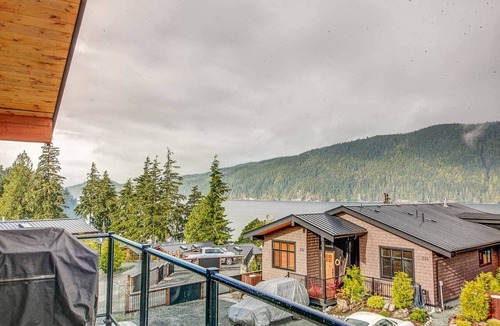 Port Renfrew House | Shore 2 Please (Oceanview with Amazing Views)