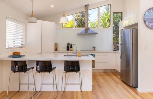 Boomerang Beach House | Shore Beats Work