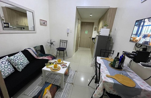 Barangay 76 Condo | Shore Residences Stays by PBYY