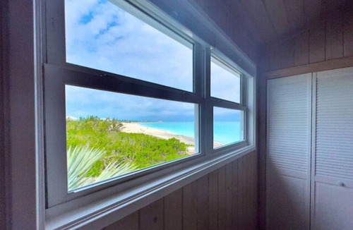 Man O War Cay Apartment | Shore Thing - Schooner's Landing
