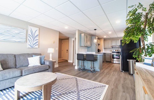 Downtown - Waterfront Apartment | Shore View Haven | In the Heart of Downtown