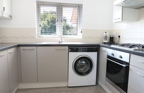 Wittering Apartment | Shorebreak - Bracklesham Bay Apartment