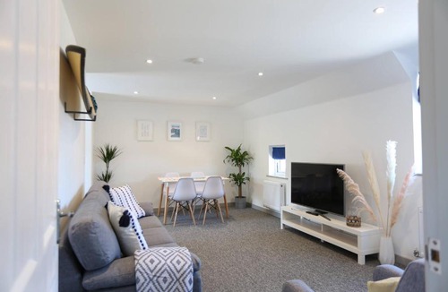Wittering Apartment | Shorebreak - Bracklesham Bay Apartment