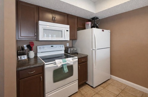 Kimberling City Condo | Shorefront Escape at TRL