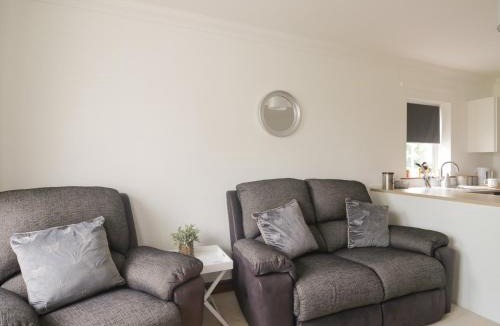 Wigton House | Shoreside Cottage