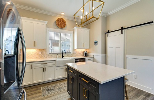 Winchester House | Shoreside Getaway on Tims Ford Lake w/Pool Access