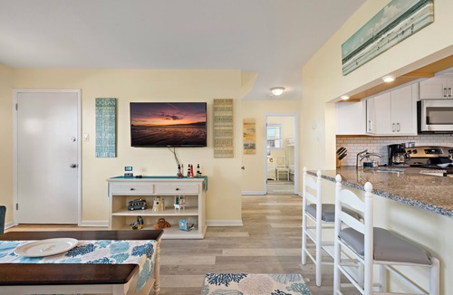 Brigantine House | ShoreThingBrigantine 1st FL Steps to Beach! Only Jun 21-25 or Aug 16-23rd !