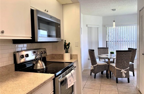 Trailer Estates Condo | Shorewalk Sunny Bella Rosa 2BR Villa 2 Pools & Hot Tubs Near IMG/Beaches