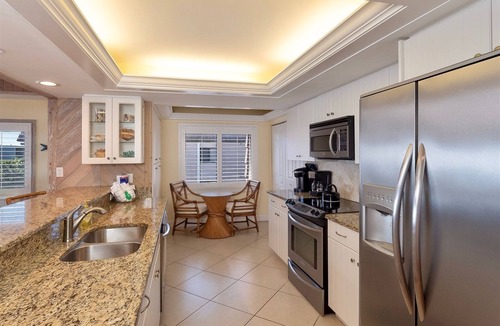 Sanibel House | Shorewood 3B Beachfront Penthouse Sanibel Island condo