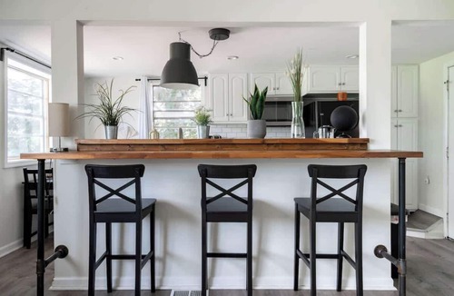 Victorian Village House | Short North/Downtown | Walk to Convention Center | Free Parking | 5,800+ Reviews