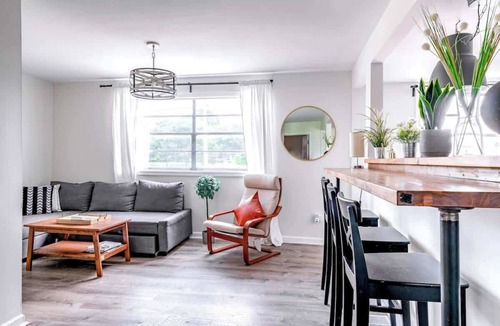 Victorian Village House | Short North/Downtown | Walk to Convention Center | Free Parking | 5,800+ Reviews