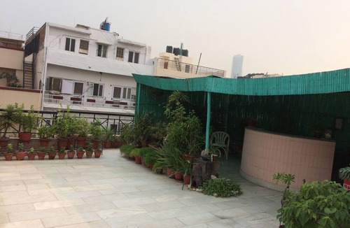 Noida Apartment | Short Stay Standard