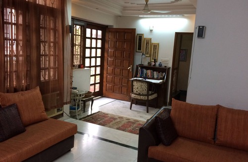 Noida Apartment | Short Stay Standard