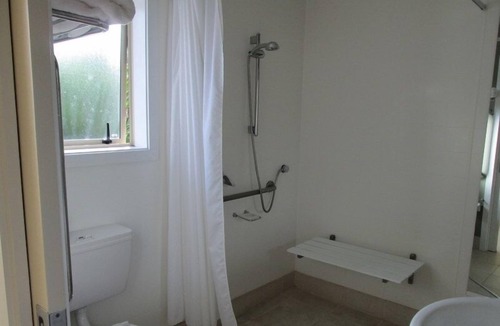 Thames Hotel | Shortland Court Motel