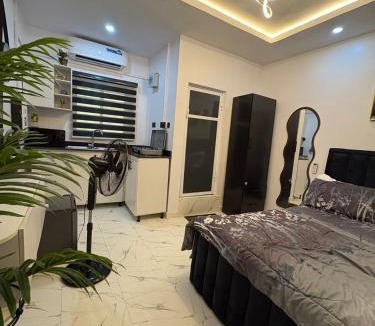 Somolu Bed & Breakfast | Shortlet Apartment