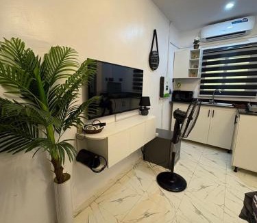 Somolu Bed & Breakfast | Shortlet Apartment