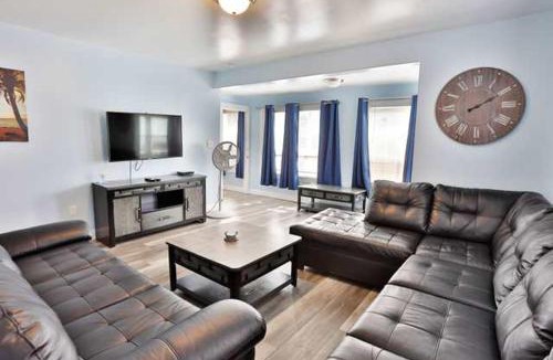 Oneonta Apartment | Shortstop Apt 2 All Star Baseball Rentals