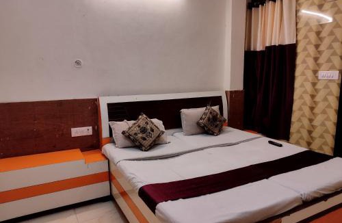 Aligarh Hotel | Shraddha Hotel