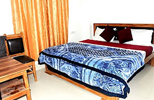 Haraiya Hotel | Shree Harshan Kutir