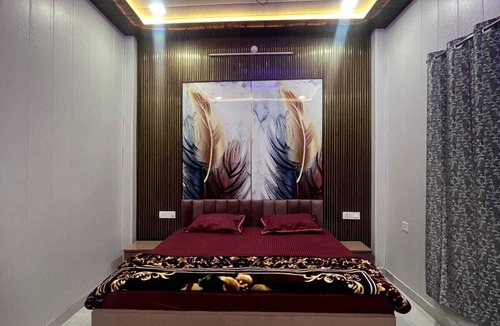 Misrikh House | Shree Ji Dham