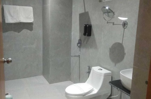 Bhawanipatna Hotel | Shreeja Central