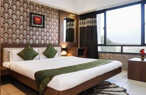 Satara Hotel | Shri Vitthal Mangalam