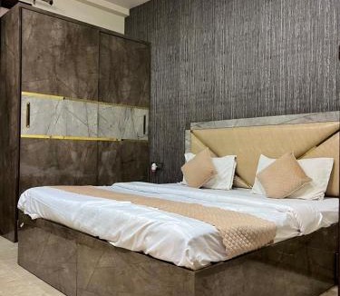 Vrindavan Hotel | Shubh Residency